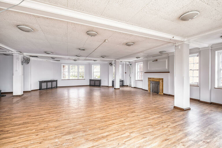Multi site in Walton on Thames image 22