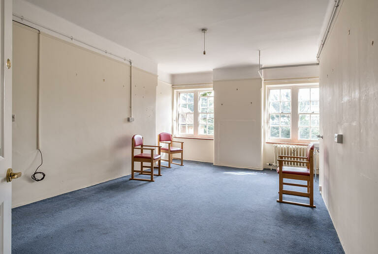 Multi site in Walton on Thames image 15
