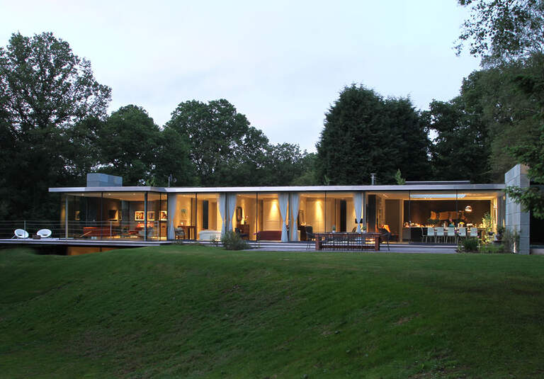 Modern Case Study House image 1
