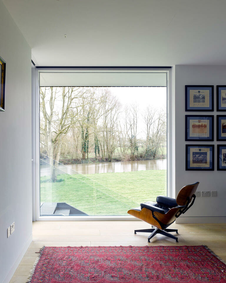 Contemporary Modern House image 22