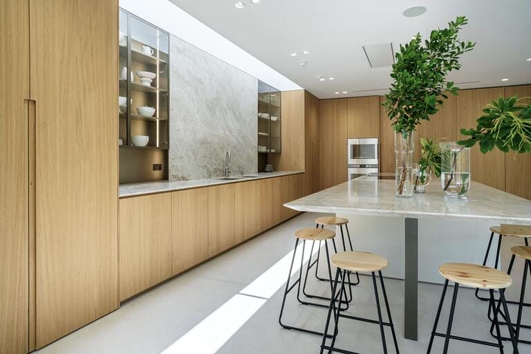 Contemporary Barnet Home image 8