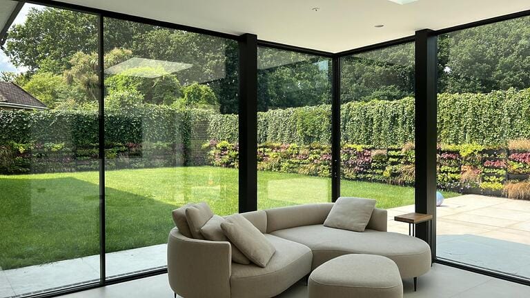 Contemporary Barnet Home image 16