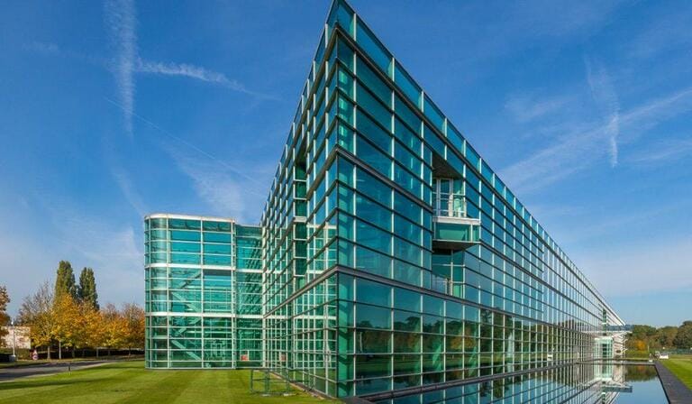 Glass Office HQ image 12