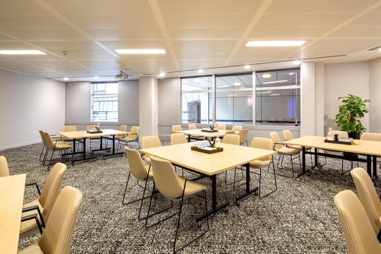Serviced Offices in Bishopsgate image 8