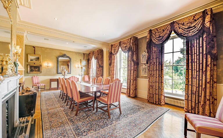 Bracknell Manor House image 11