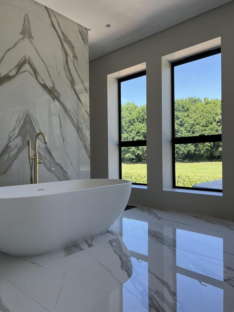 Contemporary Barnet Home image 17