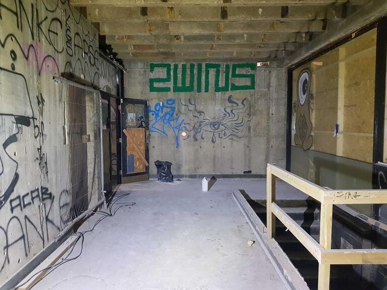 Derelict Warehouse image 20