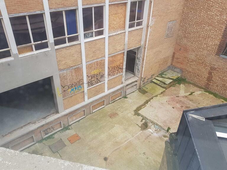 Derelict Warehouse image 25