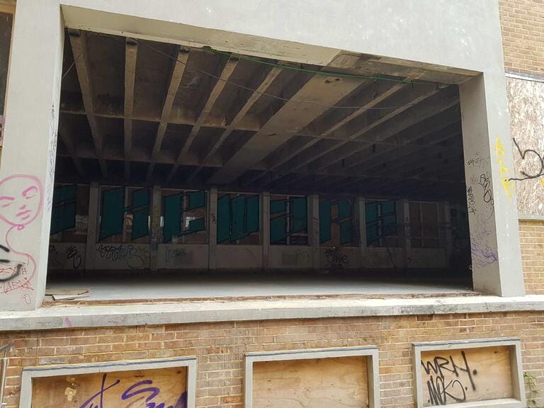 Derelict Warehouse image 28