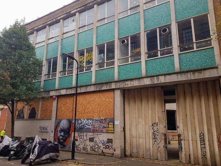 Derelict Warehouse image 29