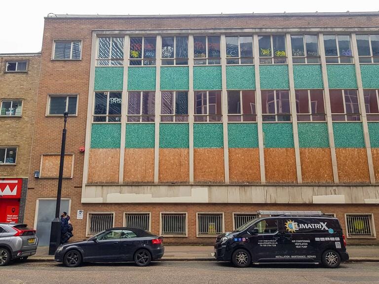 Derelict Warehouse image 31