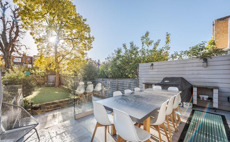 Modernised Victorian House image 38