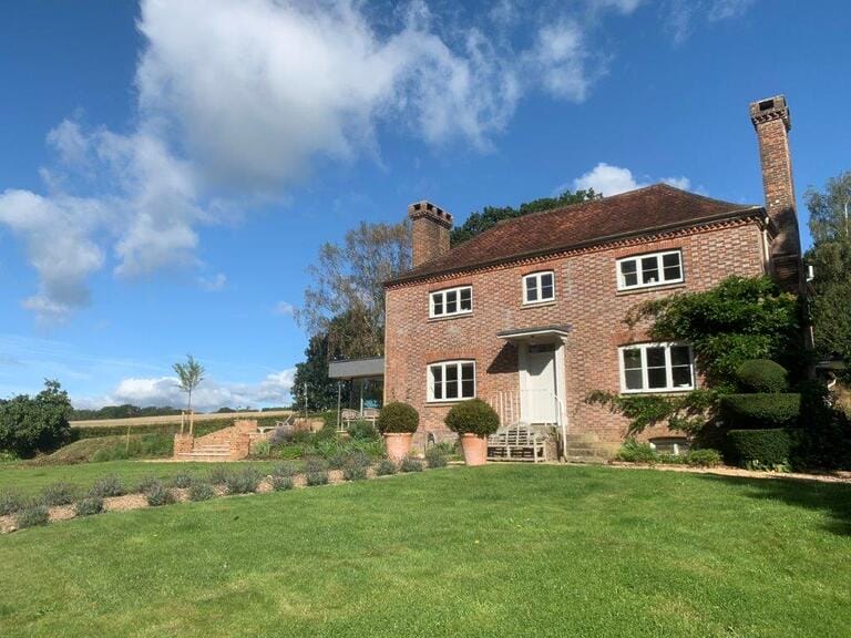 Modernised Sussex Farmhouse image 9
