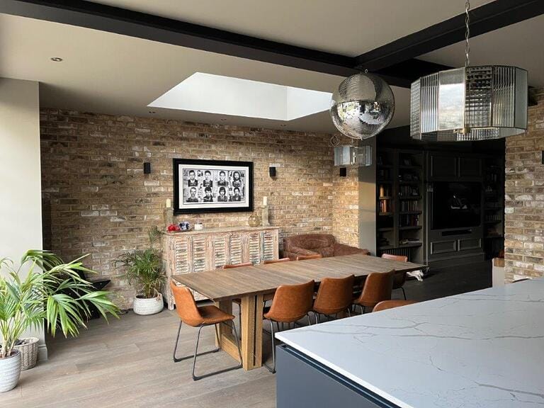Clapham Victorian Home image 3