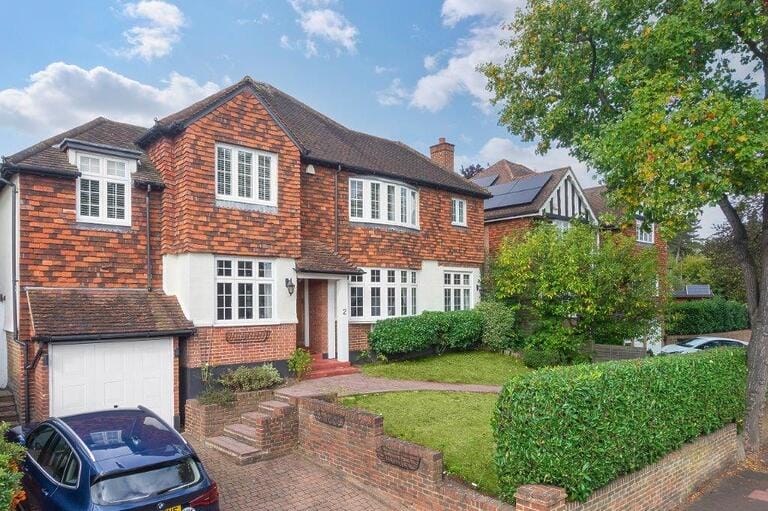 Suburban Bromley House image 2