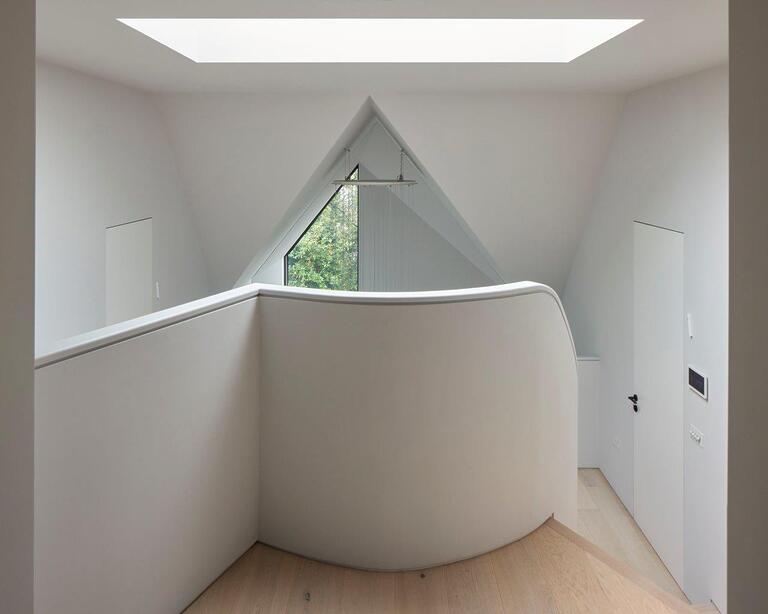 Contemporary North London Home image 28
