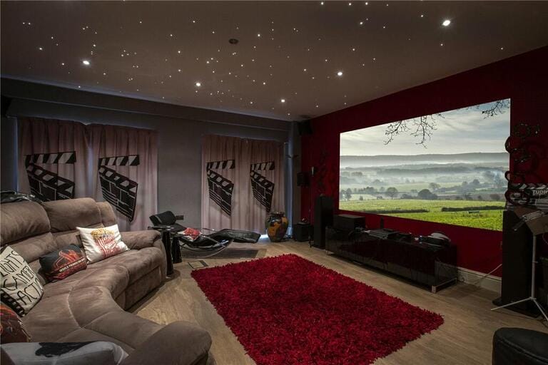 Manor House image 4