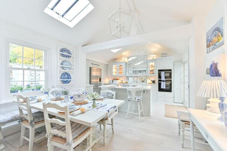 New England Cottage image 19