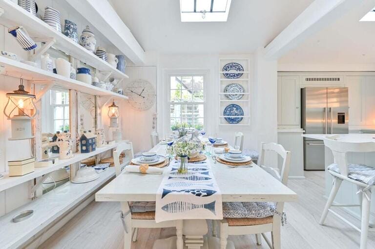 New England Cottage image 21