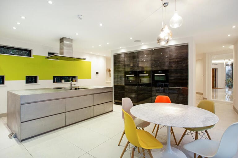Modern Contemporary Home image 4