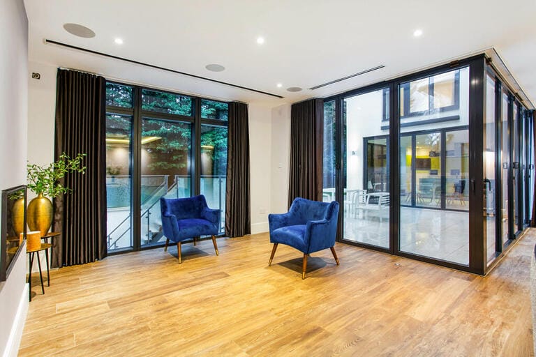 Modern Contemporary Home image 6