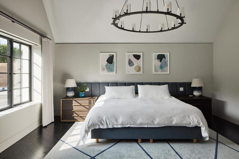 Modern Contemporary Home image 26