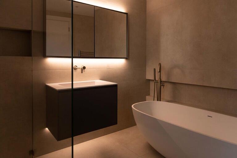 Chislehurst Renovated Home image 10