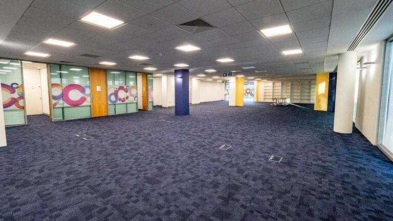Modern Ealing Offices image 18