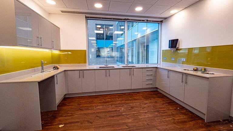 Modern Ealing Offices image 42