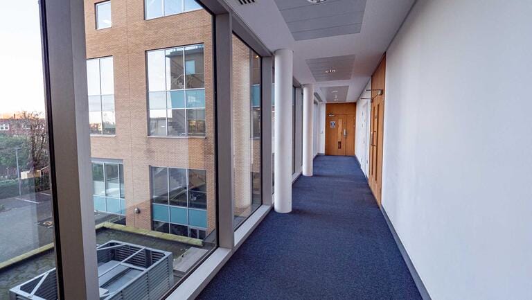 Modern Ealing Offices image 20