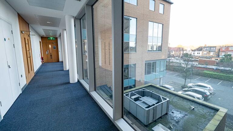 Modern Ealing Offices image 21