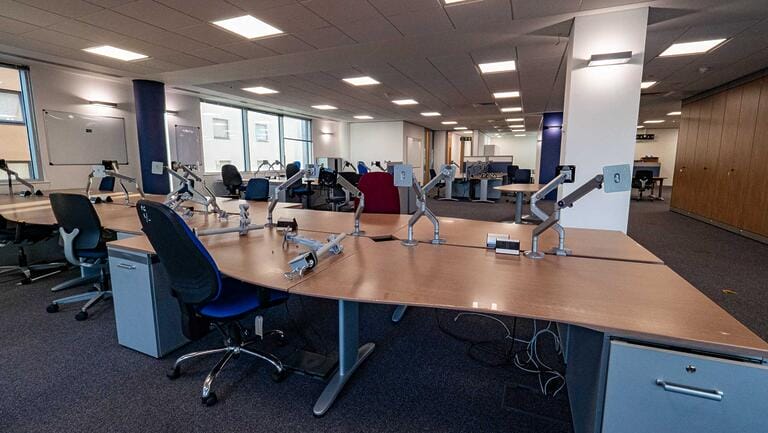 Modern Ealing Offices image 24