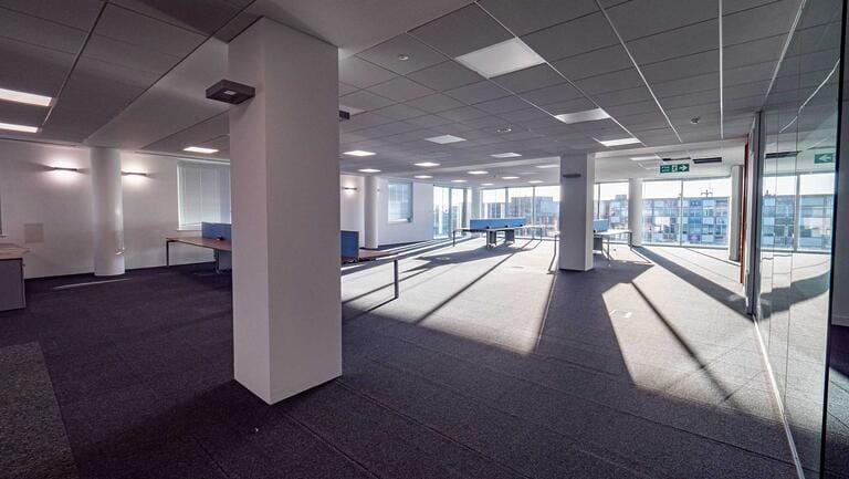 Modern Ealing Offices image 29