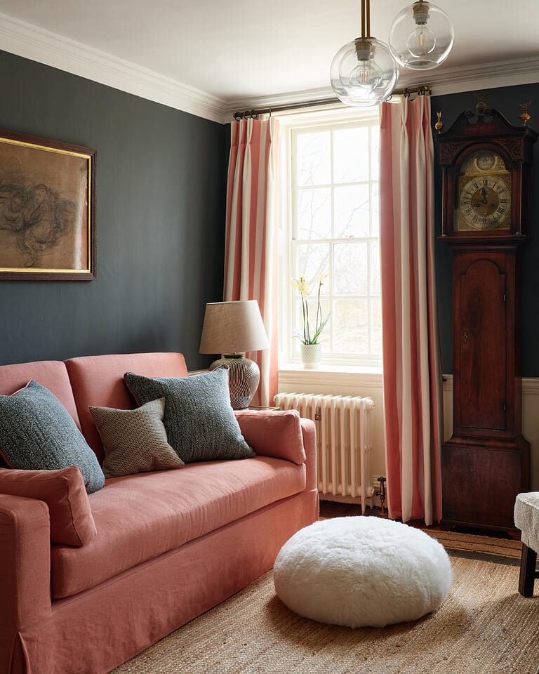Bright and Colourful Grade II Listed Property image 4