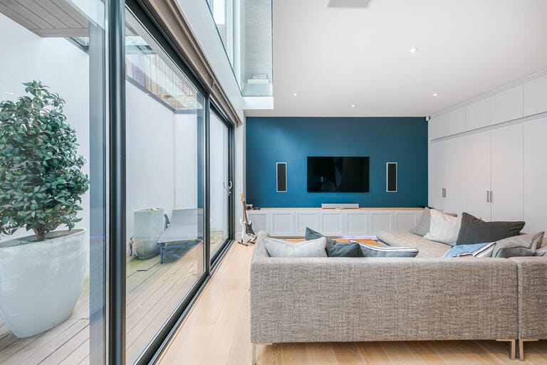 Bright Victorian House in Wandsworth image 17