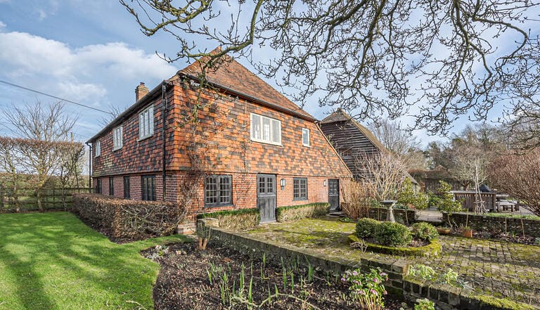 Charming Country House with Converted Barn and Swimming Pool image 52