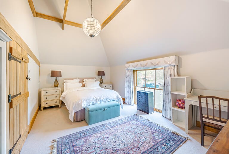 Charming Country House with Converted Barn and Swimming Pool image 33