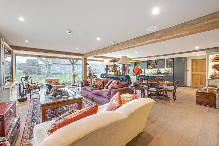 Charming Country House with Converted Barn and Swimming Pool image 25