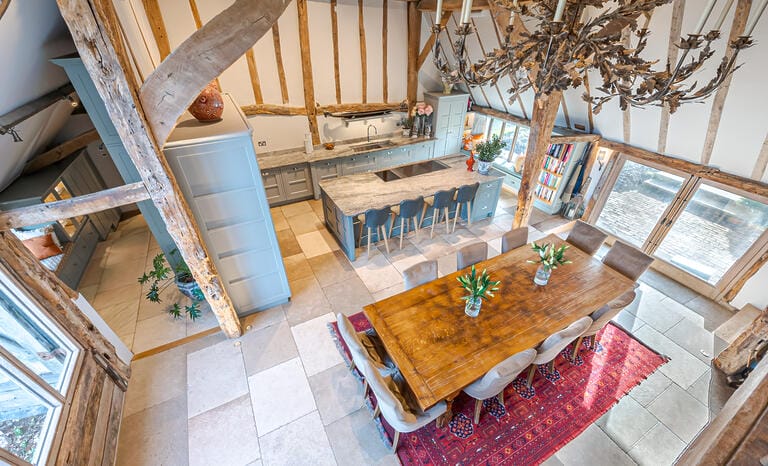 Charming Country House with Converted Barn and Swimming Pool image 6