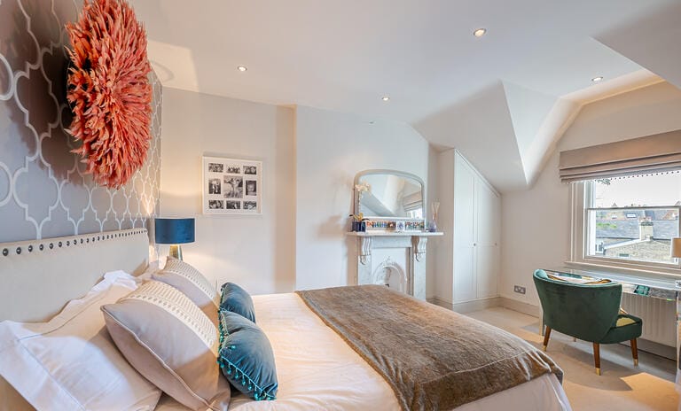 Stunning Four Storey Wandsworth House image 14