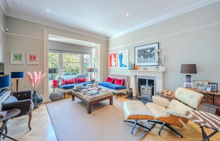 Stunning Four Storey Wandsworth House image 4