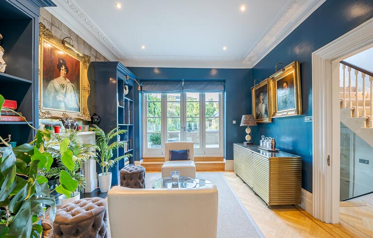 Stunning Four Storey Wandsworth House image 9
