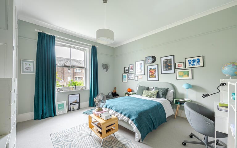 Huge Home With Terraced Garden image 28