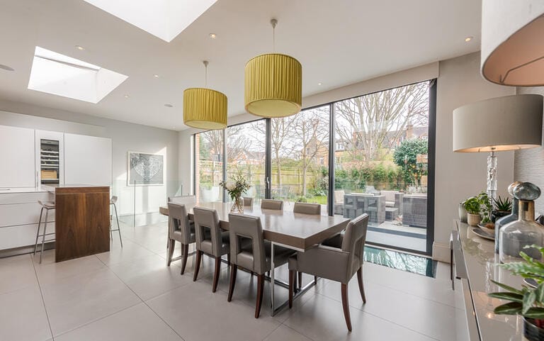Bright Victorian House in Wandsworth image 2