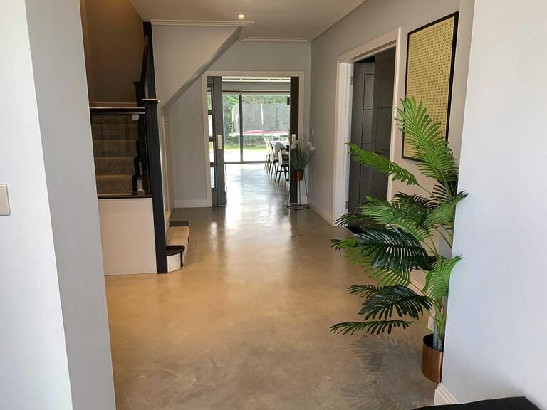 Large Modern Family Home image 3