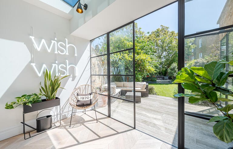 Bright and Spacious Victorian Putney Home image 15
