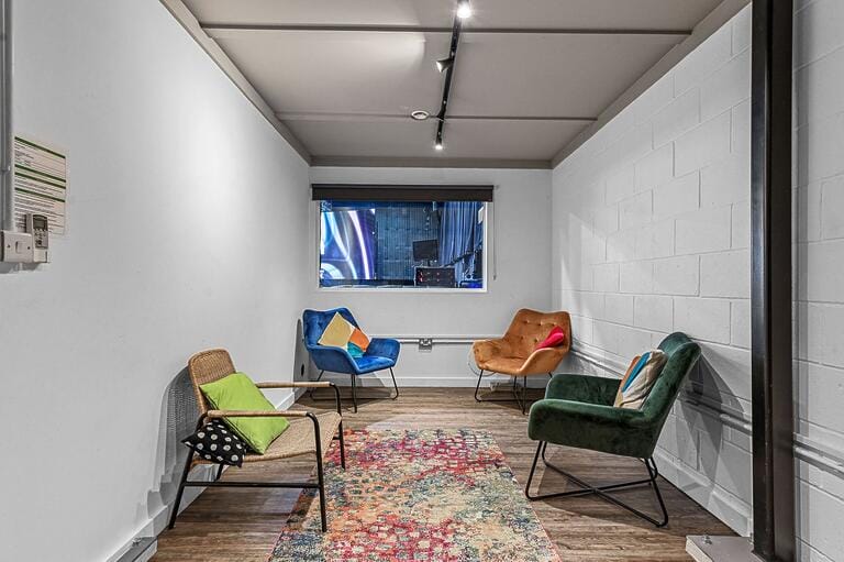 London City 6000sqft Studio image 22
