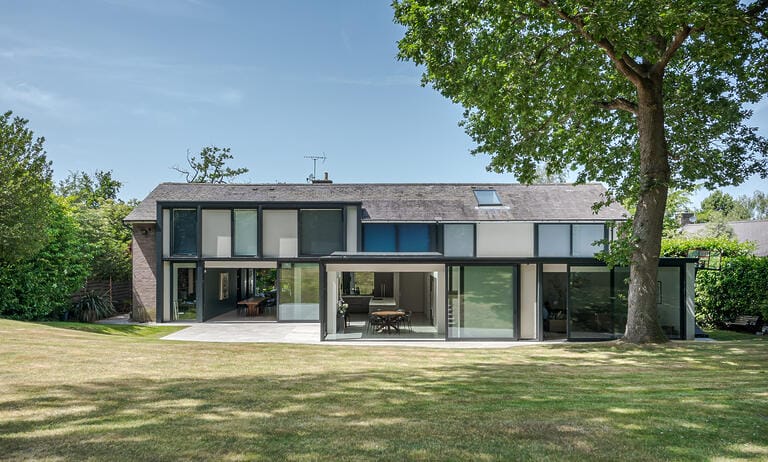 Stunning Modern Design House image 34