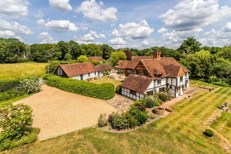 Grade II Listed Former Hall House and Grounds image 18