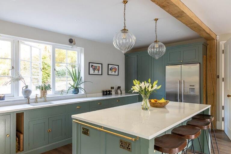 Surrey Countryside Home image 5